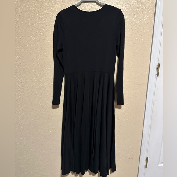 PERUVIAN CONNECTION Anna Dress in Black Size Medium Pima Cotton Model - Picture 2 of 7